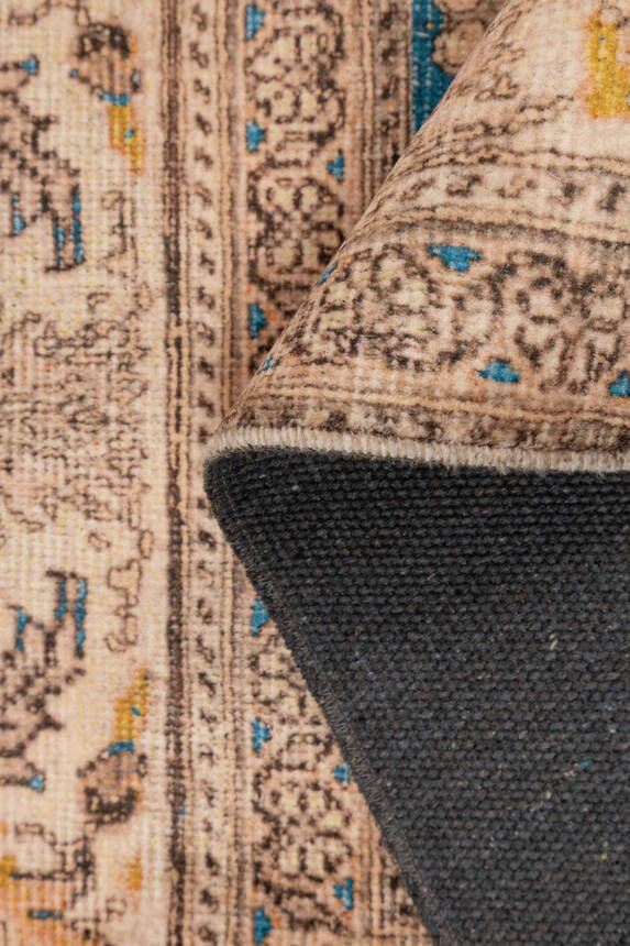 Artloop Fuga Yumuşak Dokulu Renkli Klasik Desenli Halı KA 47 - 3