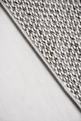 Elora Beyaz Kaydırmaz Taban, Robot Süpürgeye Uyumlu Kolay Temizlenebilir Oturma Odası, Koridor Halısı RP 93 - 9